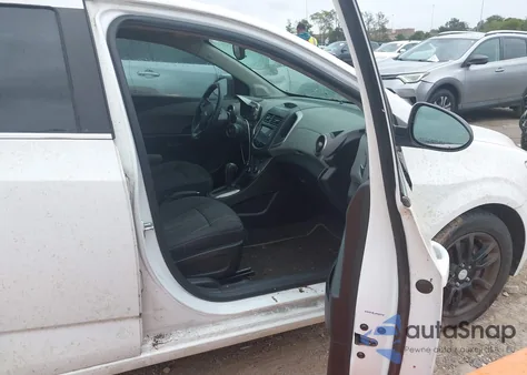 2016 Chevrolet Sonic Lt Auto из США, поврежденный, VIN 1G1JC6SH8G4123588